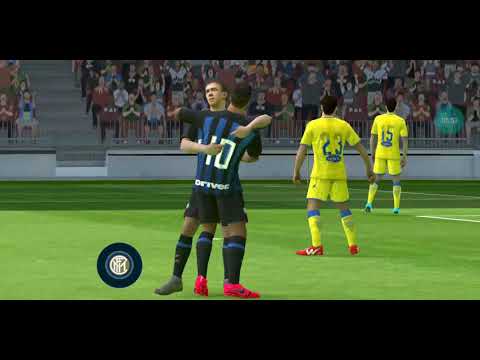 Pes 2019 no Moto Z3 Play com direito a um golaço