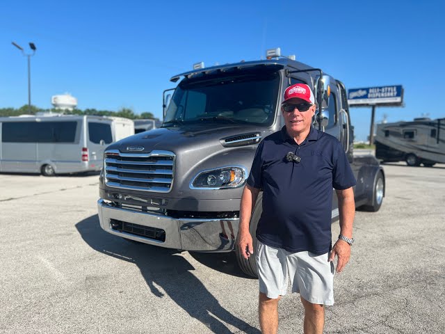 Preview image of 2024 Freightliner M2 106 Bolt (11N242643) youtube video