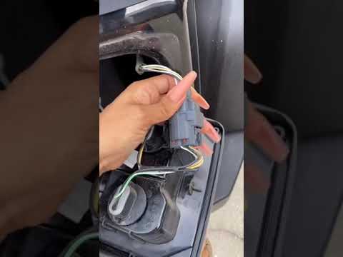 How to install Jeep Wrangler Taillights in Ten minutes.