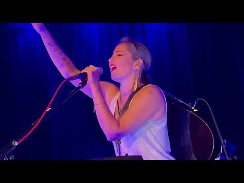 KT Tunstall - Black Horse and the Cherry Tree - live at The Roxy Theater - January 23, 2022