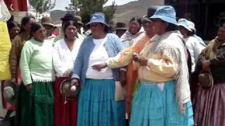preview picture of video 'Calamarca Bolivia Women'