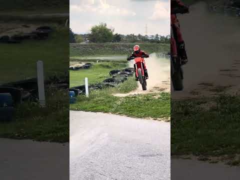 Supermoto supremacy! 2026 KTM 450 SMR