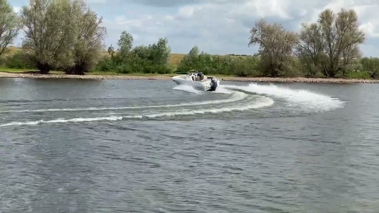 Jeanneau Cap Camarat 5.5 CC 115 hp - Test Drive