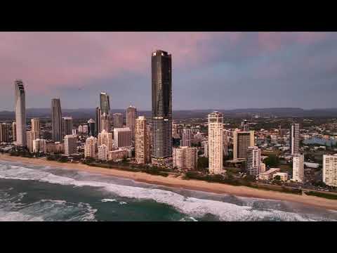 UNRIVALLED ELEGANCE & UNBEATABLE VIEWS – LUXURY BEACHFRONT LIVING