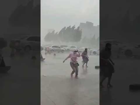 Fierce Wind #asmr #snow #funny #odlysatisfying #ice #satisfying #fyp #waether