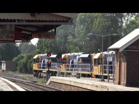TT Class departing Maitland