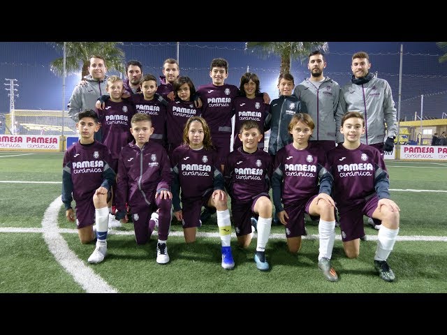 Vídeo relacionado con Body bebé del Villarreal desde la cuna para aficionado al fútbol - Azul, Talla única 12 meses