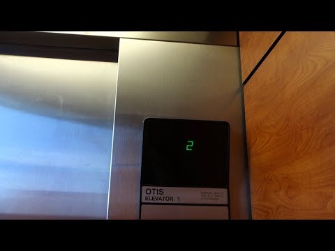 OTIS Series 1 Traction Elevators @ McNulty Parking Garage, St. Petersburg, FL, USA.