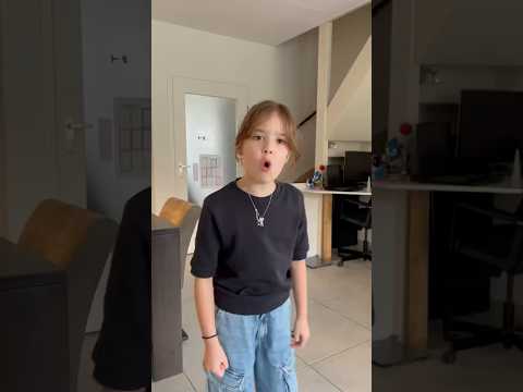 ALS JE AAN JE DOCHTER VRAAGT WAT HAAR SLECHTSTE EIGENSCHAP IS 🫣