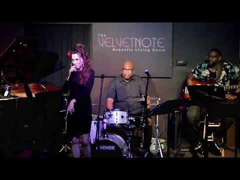 Argentinian Star Gabriela Anders Sunday, October 30th 2022