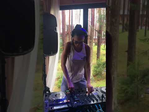 Dj Ellis Sexton closed Party