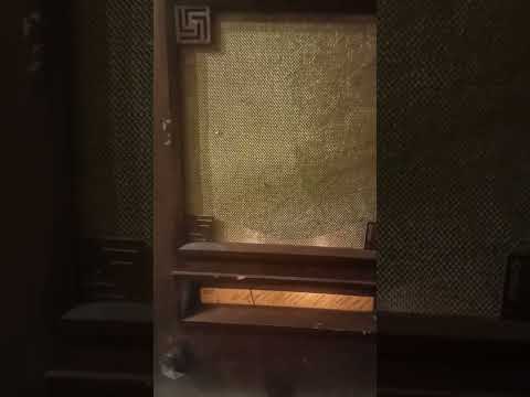 GEC Gala radio from 1933,  playing a 1933 Hal kemp recording