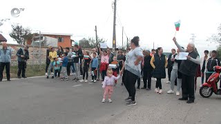 Жителите на три села в хасковска област - Константиново, Поляново и Александрово излязоха на протест
