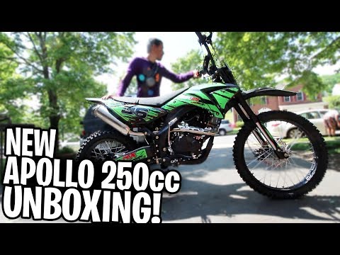 UNBOXING New Apollo 250cc Dirt Bike! "How To Put Together Apollo 250cc Dirt Bike"
