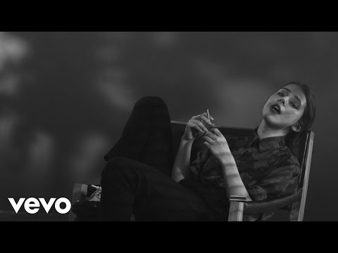 Tessa Ia - Elefantes (Lyric Video)