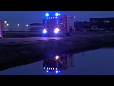 Brandweer Elburg doet rondritten voor de vrienden van de vriendensoos