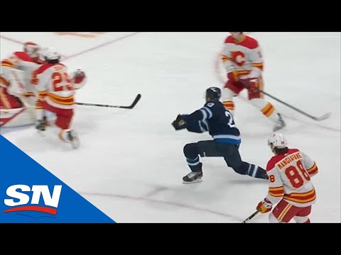 Jets & Flames Combine To Score Three Goals In Just Over A Minute
