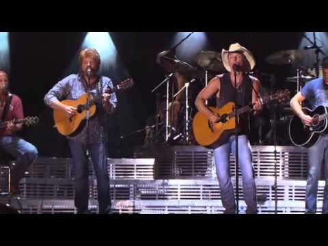 Kenny Chesney feat. Mac McAnally - Down The Road
