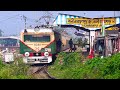 Local Train Arriving Snake Curved Railway Station Eastern Railway Sealdah Division Trains