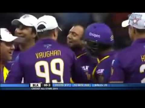 Saqlain Mushtaq bowled Sachin Tendulkar in All Star Cricket T20 match with a 'Teesra   YouTube
