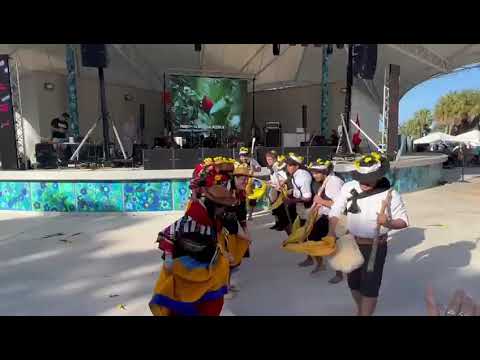 Huaylarsh Antiguo - SumajTusuy - Bicentenario