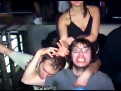 tutti al modà please stand up!