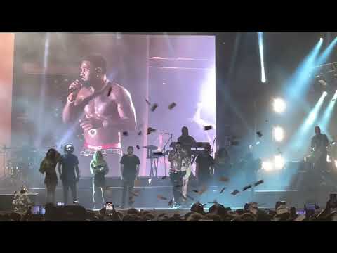 Universal Studios Orlando Mardi Gras Jason Derulo Song Want to Want Me Live 3/27/2022