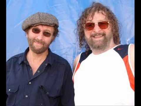 Chas N' Dave- Diddle Um Song