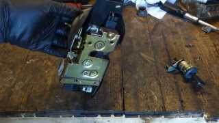 How works Ford door lock system. Years 1995 to 2005