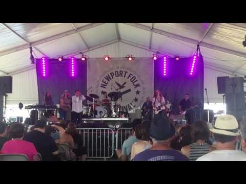 Case/Lang/Veirs perform Hold On, Hold on (Neko Case song) at Newport Folk Festival 2016