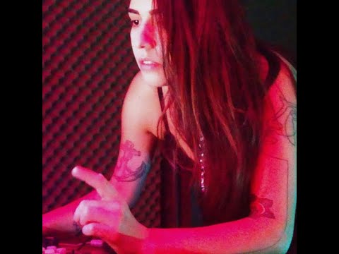 Dutris [2hLIVEset - Strupped Freak Crew Showcase]