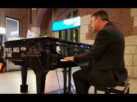 Amsterdam train station's piano