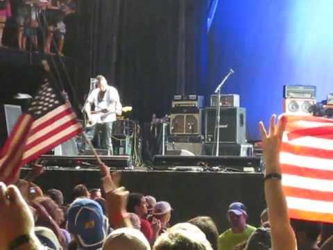 Pearl Jam - Yellow Ledbetter w/ Star Spangled Banner outro @ DeLuna Fest 09/21/12