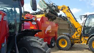 LARGE TOMAHAWK Feeding and Bedding Processors video