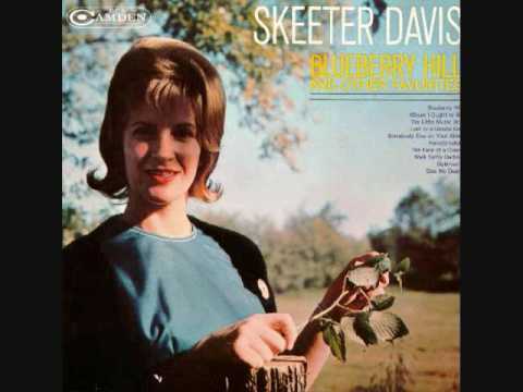 Skeeter Davis - Blueberry Hill (1961)
