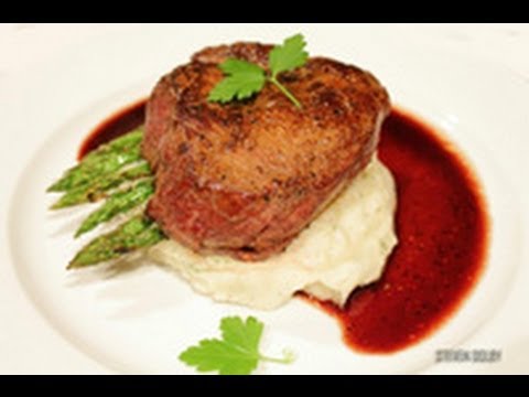 Fillet Steak with Red Wine Reduction recipe