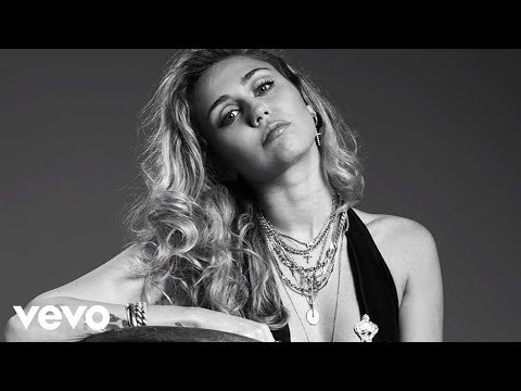 Kiss Somebody video