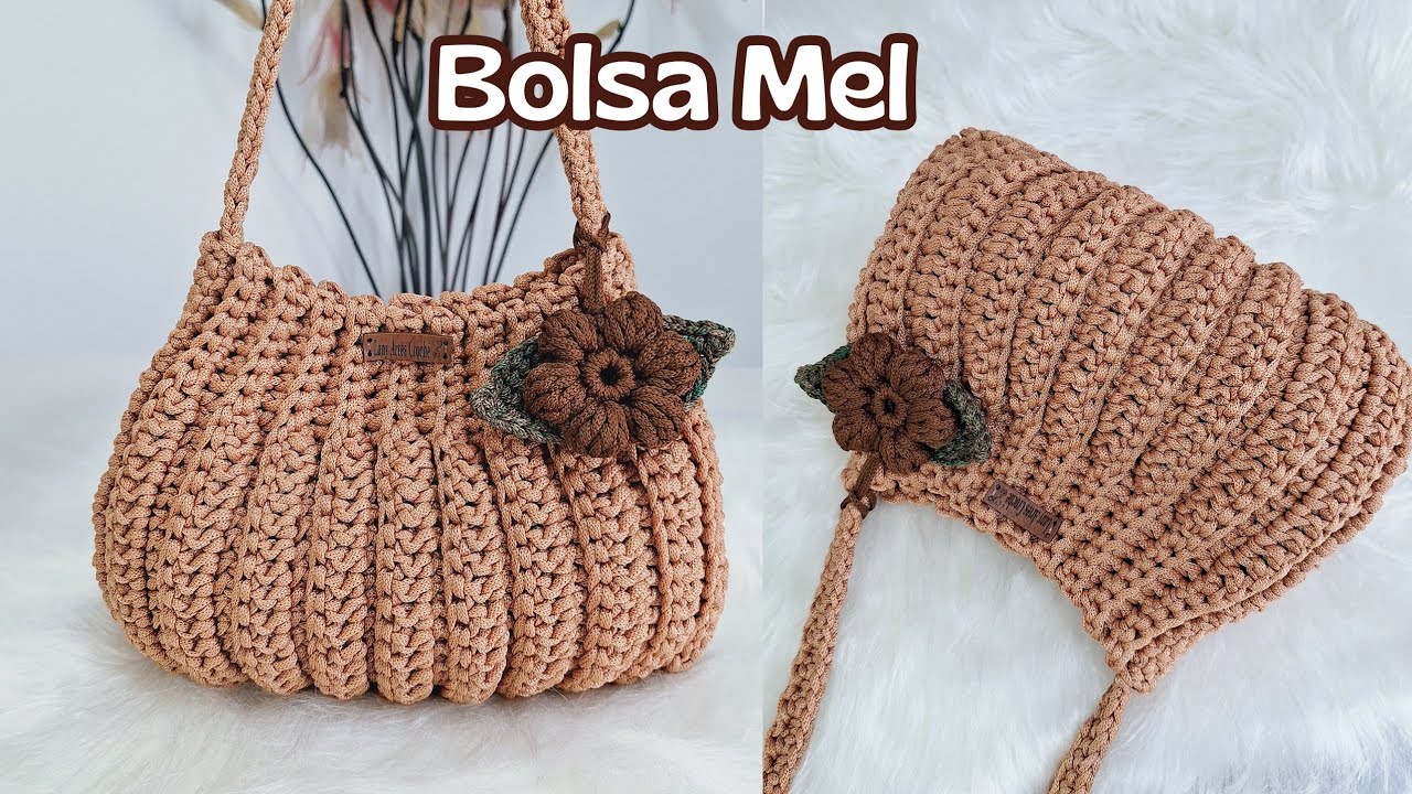 THE HONEY CROCHET BAG WITH PUFF FLOWER KEYCHAIN ​​IS THE BEST Option