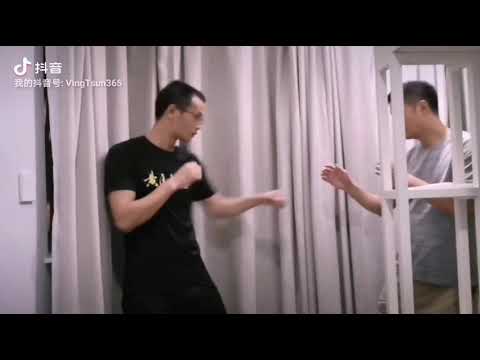 黄淳梁公子黄匡中咏春过手模拟示范（Master John Wong Hong Chung's demonstration of vingtsun)