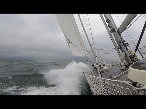 13 Knots Of Speed, This Sail Had It All! - Ep. 271 RAN Sailing