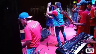 Download lagu SINTYA RISKI GOYANG NGEBORR.. (AMBILKAN GELAS). mp3 Download lagu SINTYA RISKI GOYANG NGEBORR.. (AMBILKAN GELAS). mp3