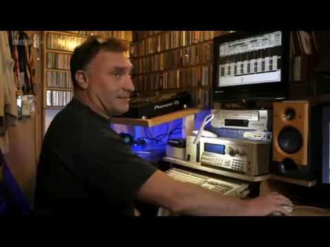 Urban Shakedown/Aphrodite With His Amiga 👍