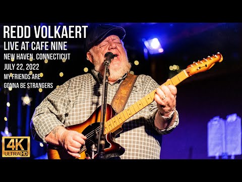 Redd Volkaert performing My Friends Are Gonna Be Strangers live at Cafe Nine