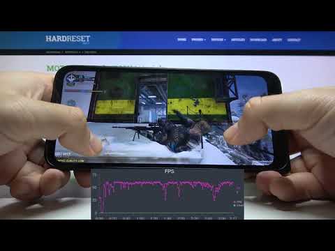 Call of Duty gameplay on Motorola Defy 2021 - Device Test