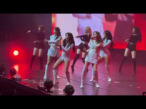 17 Egotistic + gogobebe (MAMAMOO MyCon Chicago)
