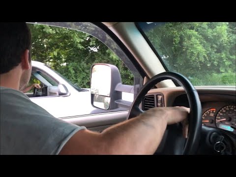 8.1 vs 6.0 Vortec. Battle of the 2500s