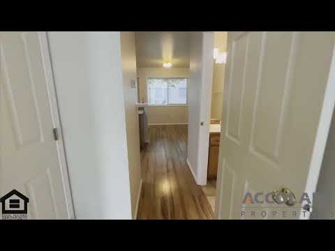Beautiful 2 Bed 1.5 Bath Condo! property video