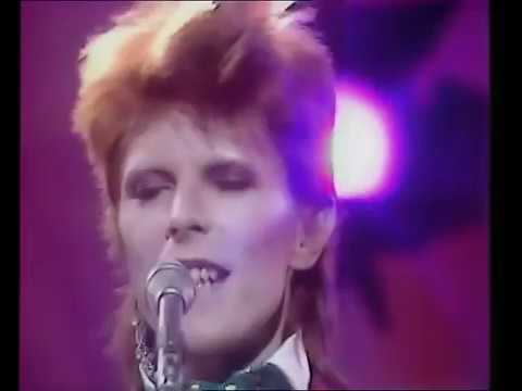 BOWIE   1973 01 17  TOTP  Drive In Saturday