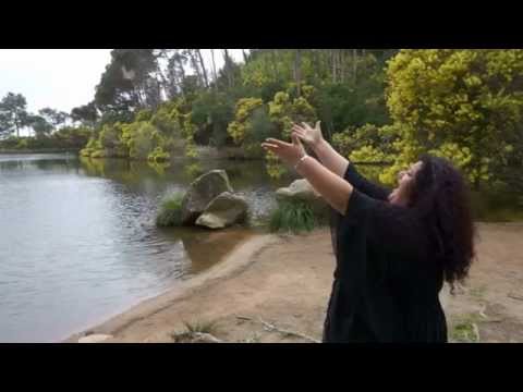 "Outra vez primavera" - Yola Dinis - Videoclip Oficial