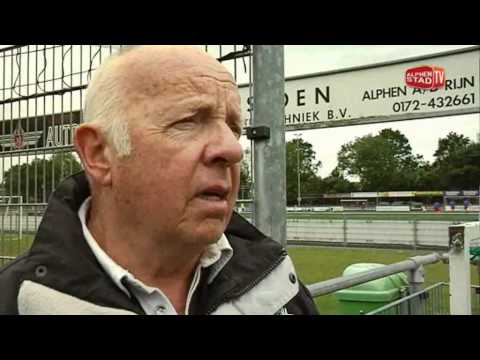 Damesvoetbalteams tegen AlphenStadFM/TV